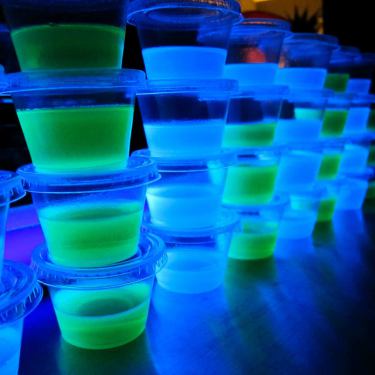 Blacklight Jello Shots 6