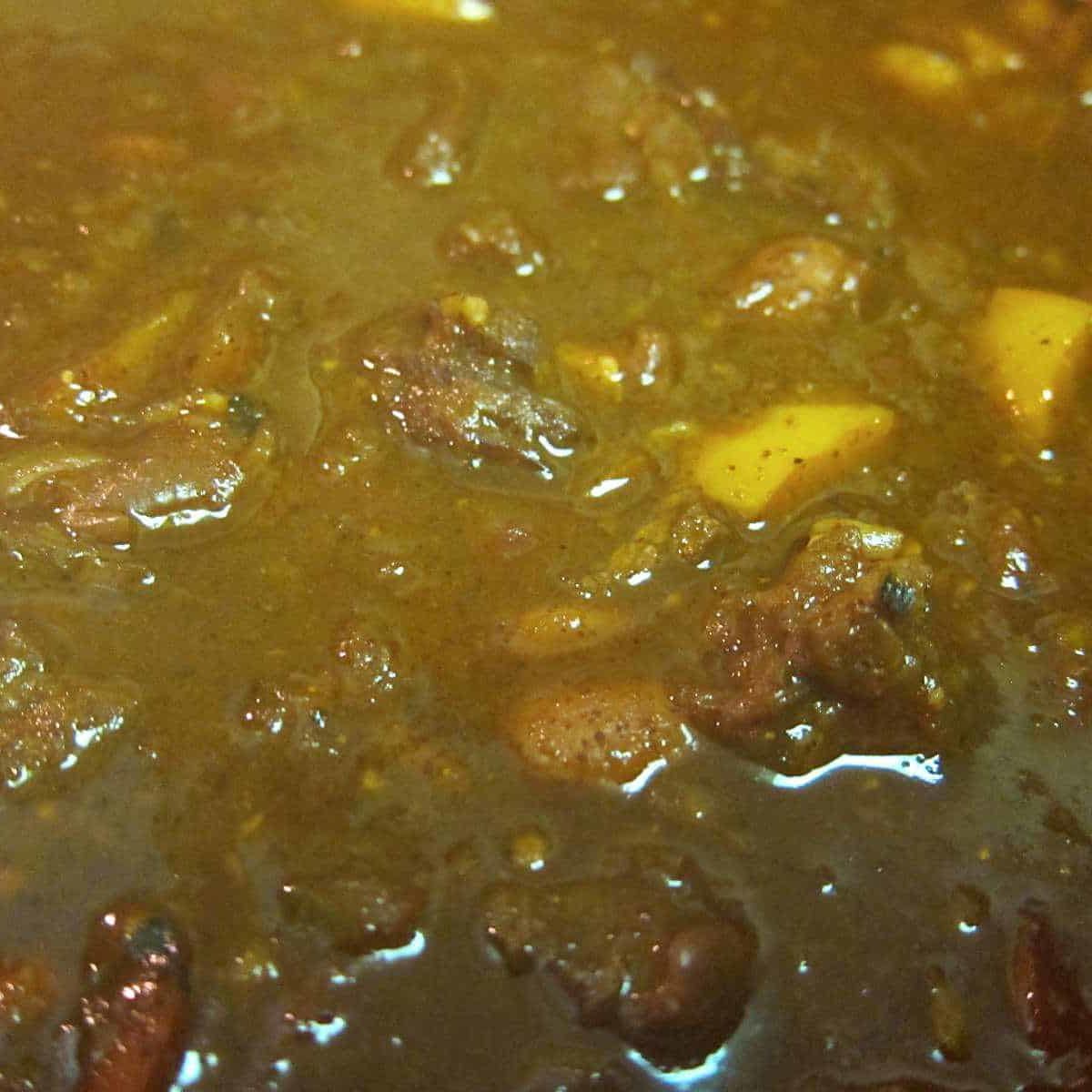 Thick & Hearty Skirt Steak Chili