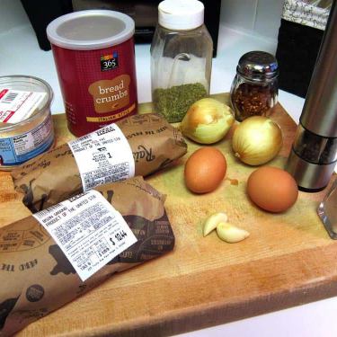 ingredients for meatballs